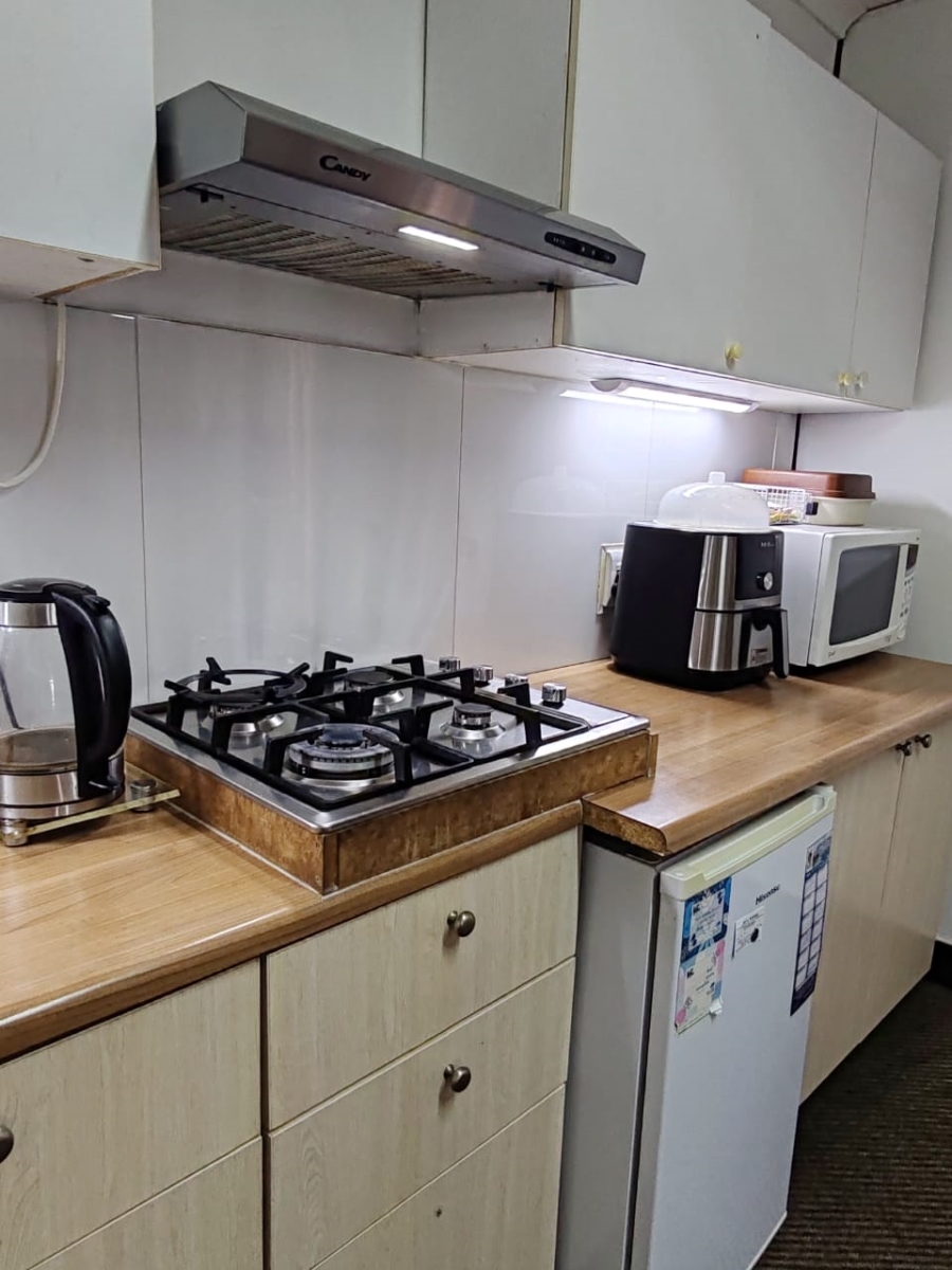 4 Bedroom Property for Sale in Palmiet Western Cape